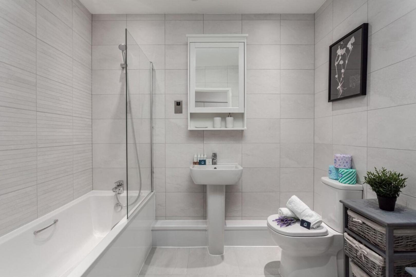 Classy Cricklewood Home ลอนดอน ภายนอก รูปภาพ