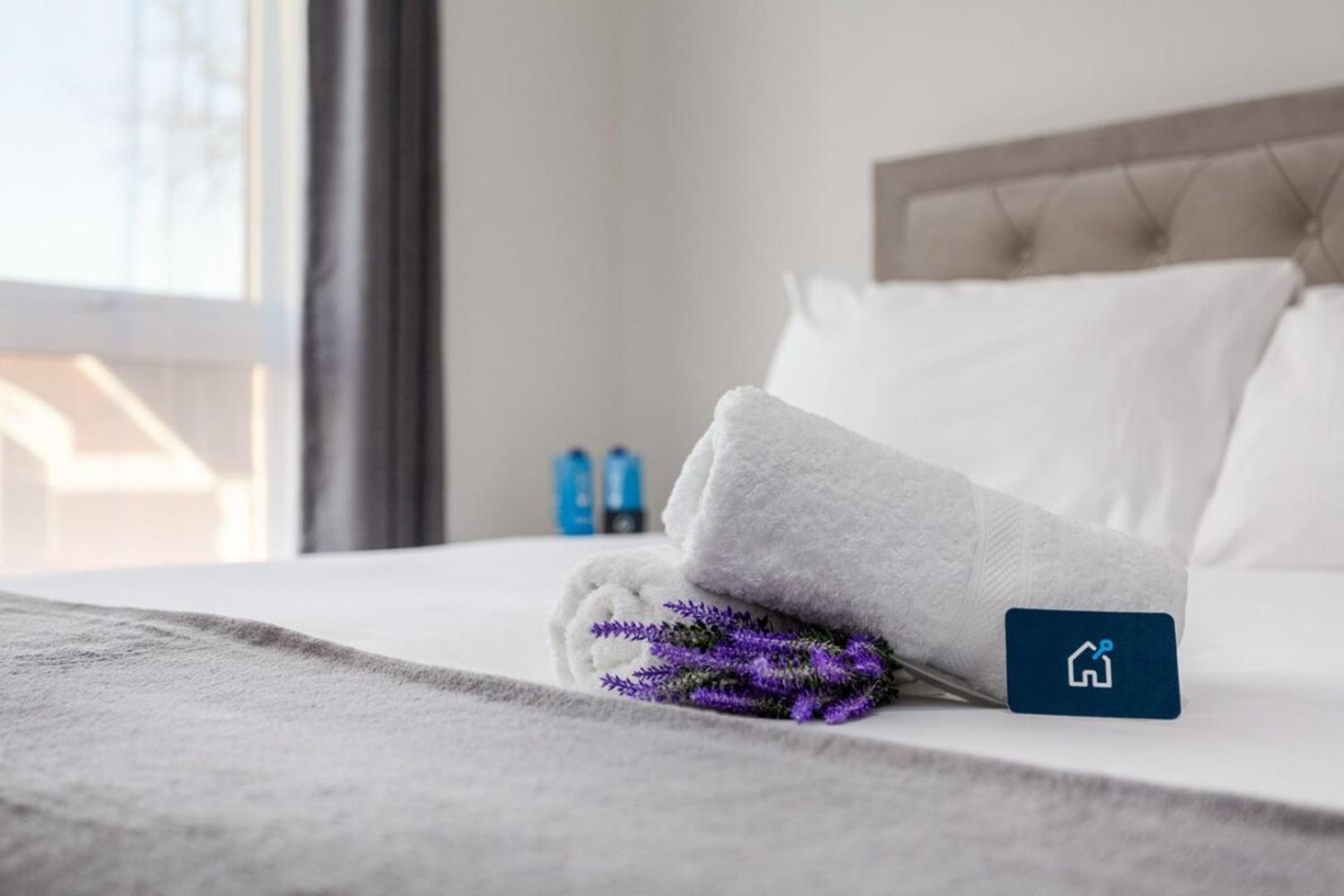Classy Cricklewood Home ลอนดอน ภายนอก รูปภาพ